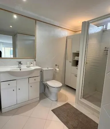 Villa Cap D Contemporaine Pied Dans L Eau Antibes