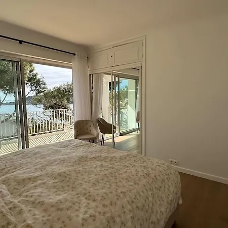 Villa Cap D Contemporaine Pied Dans L Eau *