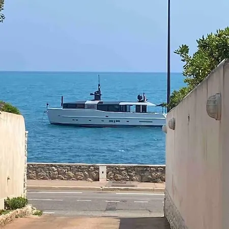 Villa Cap D Contemporaine Pied Dans L Eau *