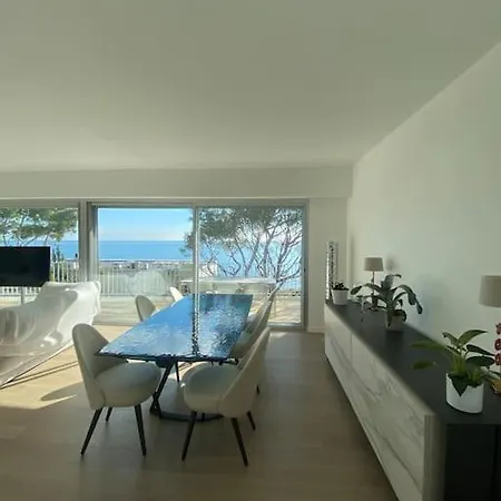 Villa Cap D Contemporaine Pied Dans L Eau *